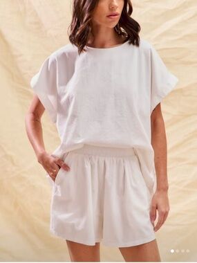 So Me White Casual Cotton Top and Short Set